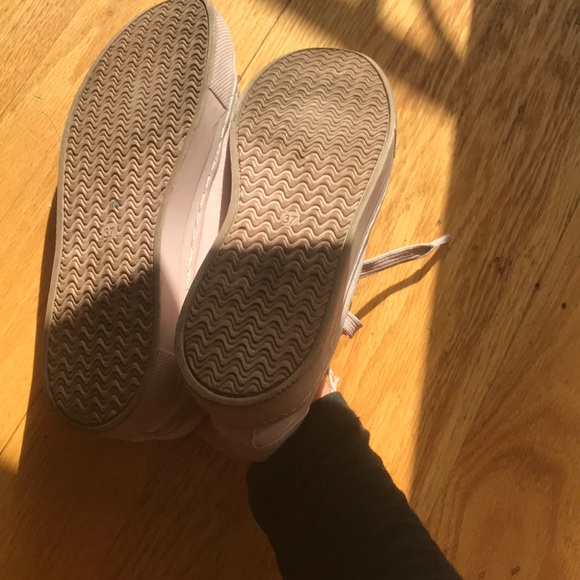 H&M sneakers size 37! (US size 6!) - Picture 3 of 3